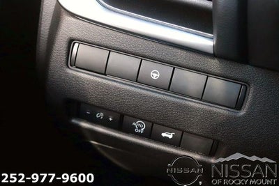 2026 Nissan Rogue 2026.5 FWD Dark Armor