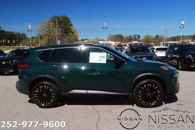 2026 Nissan Rogue 2026.5 FWD Dark Armor