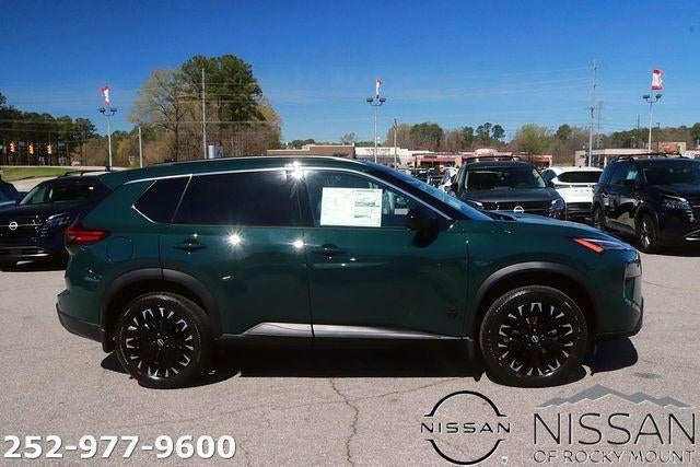 2026 Nissan Rogue 2026.5 FWD Dark Armor