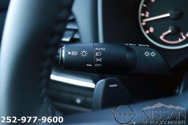 2026 Nissan Rogue 2026.5 FWD Dark Armor