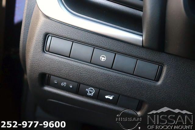 2026 Nissan Rogue 2026.5 FWD Dark Armor