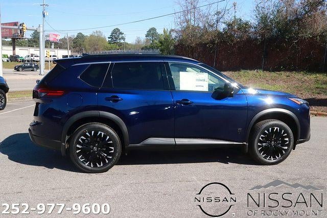 2026 Nissan Rogue 2026.5 FWD Dark Armor
