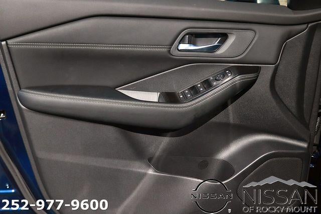 2026 Nissan Rogue 2026.5 FWD Dark Armor