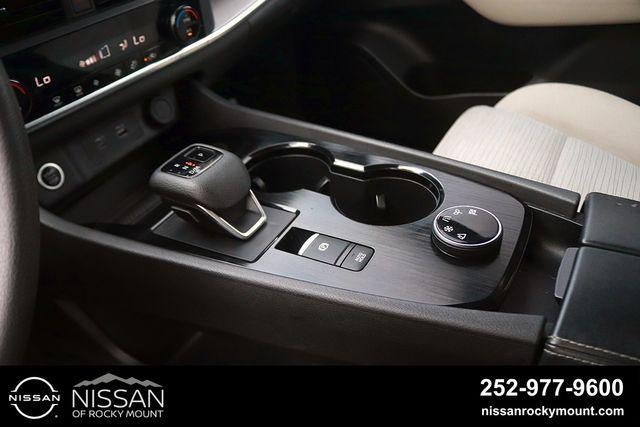 2023 Nissan Rogue AWD SV