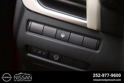 2023 Nissan Rogue AWD SV
