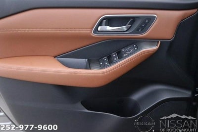 2026 Nissan Rogue AWD Platinum *Ltd Avail*