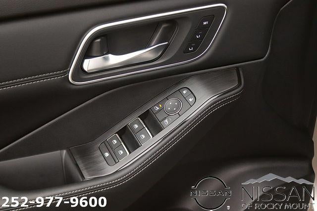 2026 Nissan Rogue AWD Platinum *Ltd Avail*