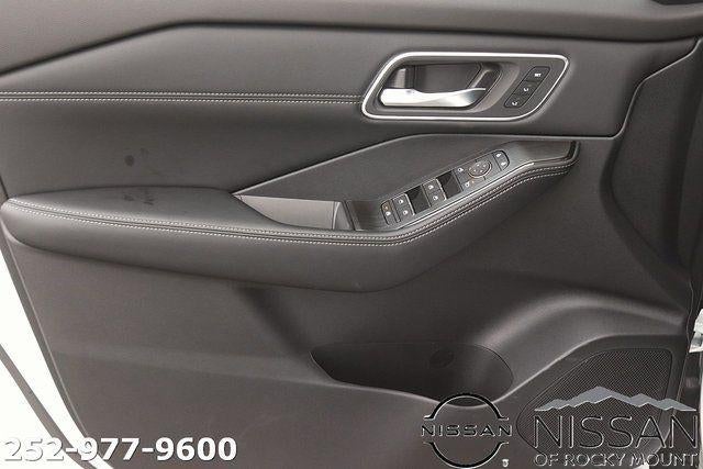 2026 Nissan Rogue AWD Platinum *Ltd Avail*