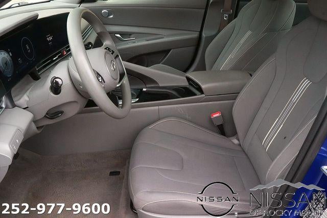 2024 Hyundai ELANTRA SEL IVT