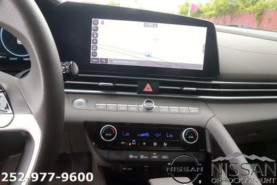 2024 Hyundai ELANTRA SEL IVT