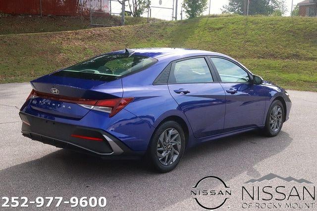 2024 Hyundai ELANTRA SEL IVT