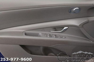 2024 Hyundai ELANTRA SEL IVT
