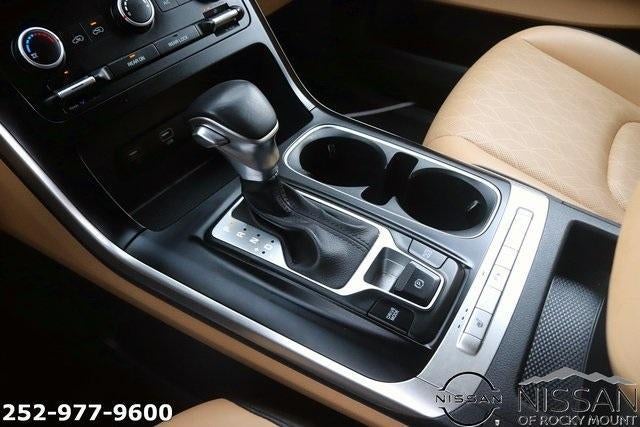 2024 Kia Carnival LX FWD w/Seat Pkg