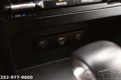 2024 Kia Carnival LX FWD w/Seat Pkg