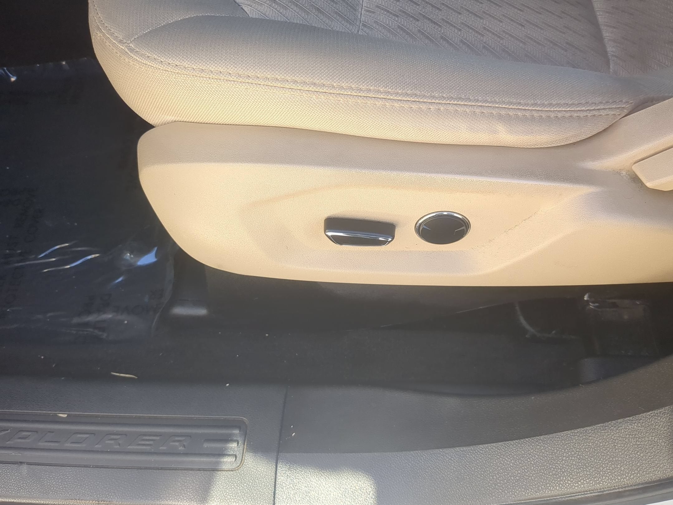 2017 Ford Explorer Base