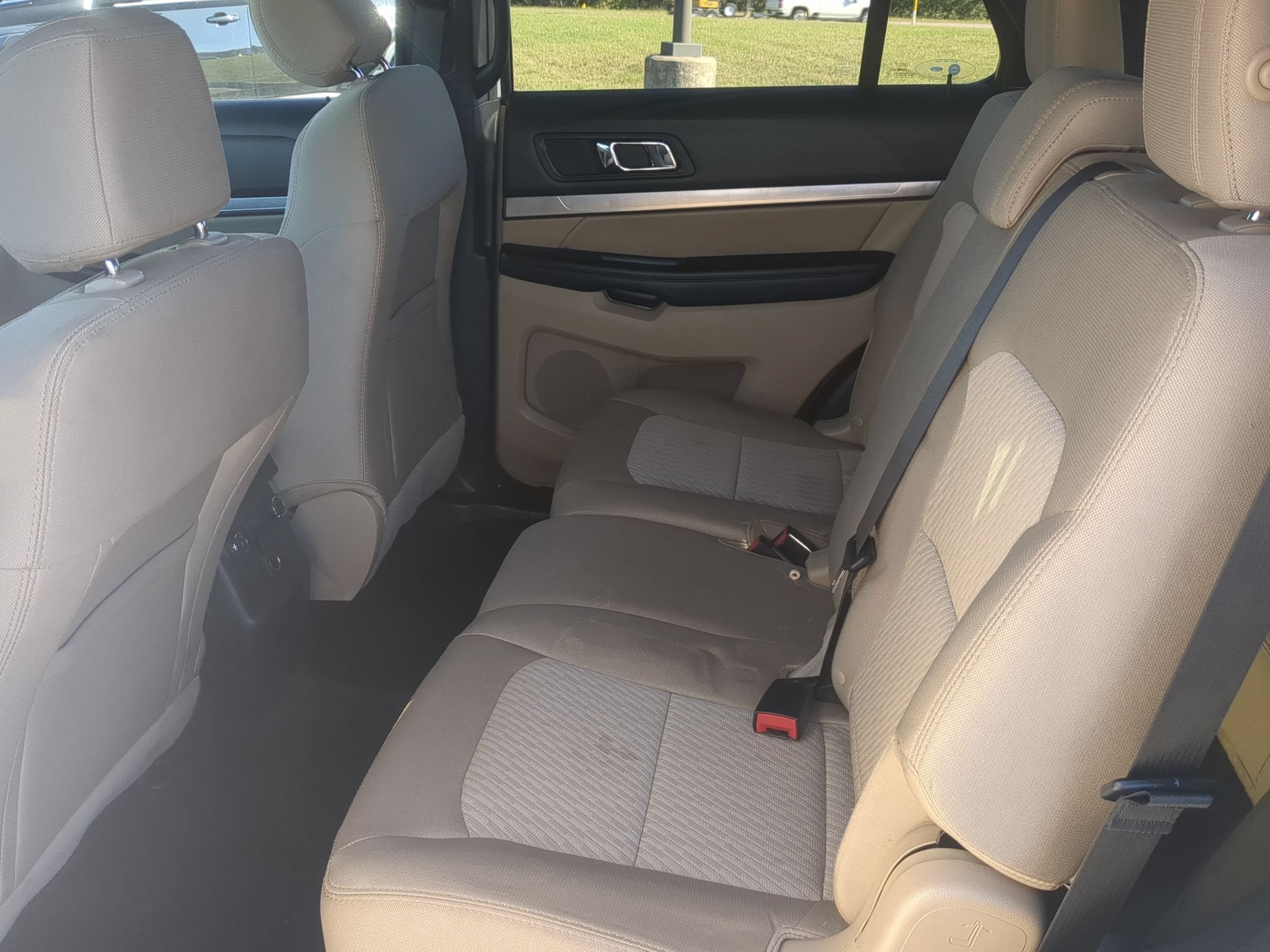 2017 Ford Explorer Base
