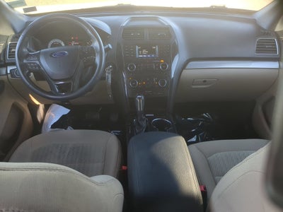 2017 Ford Explorer Base
