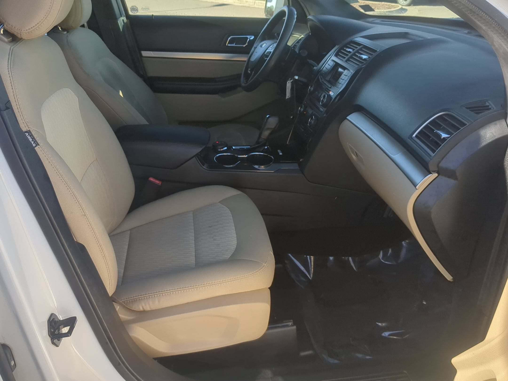 2017 Ford Explorer Base