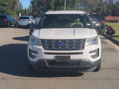 2017 Ford Explorer Base