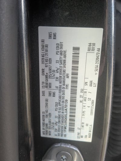 2020 Ford Escape SE