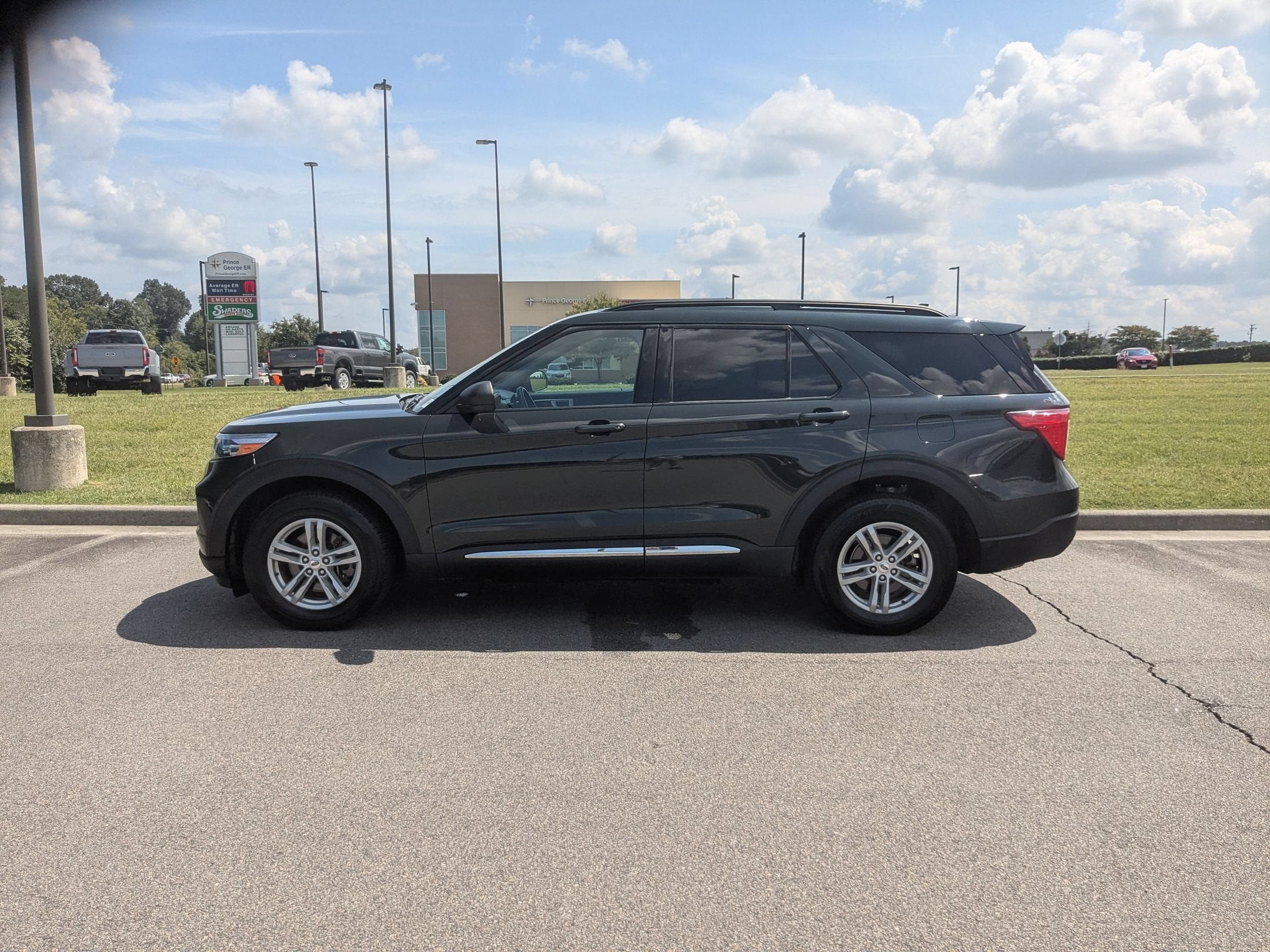 2024 Ford Explorer XLT