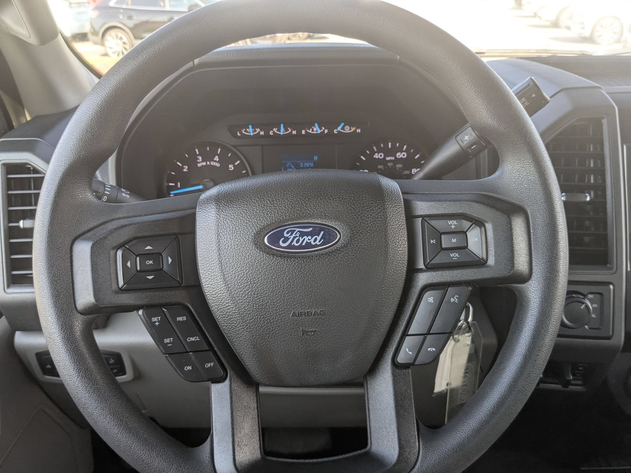2022 Ford Super Duty F-250 SRW XL