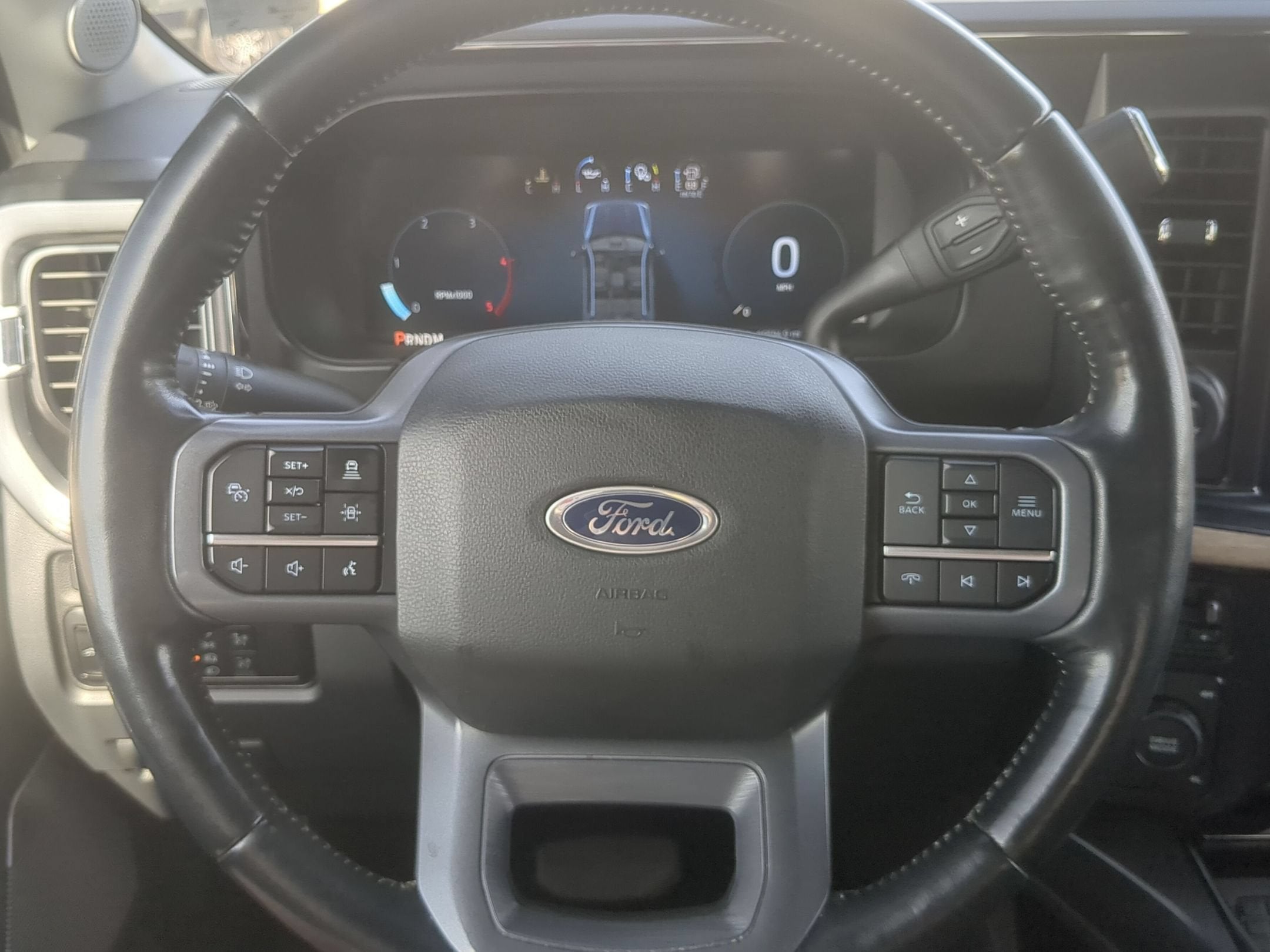 2023 Ford Super Duty F-350 SRW LARIAT