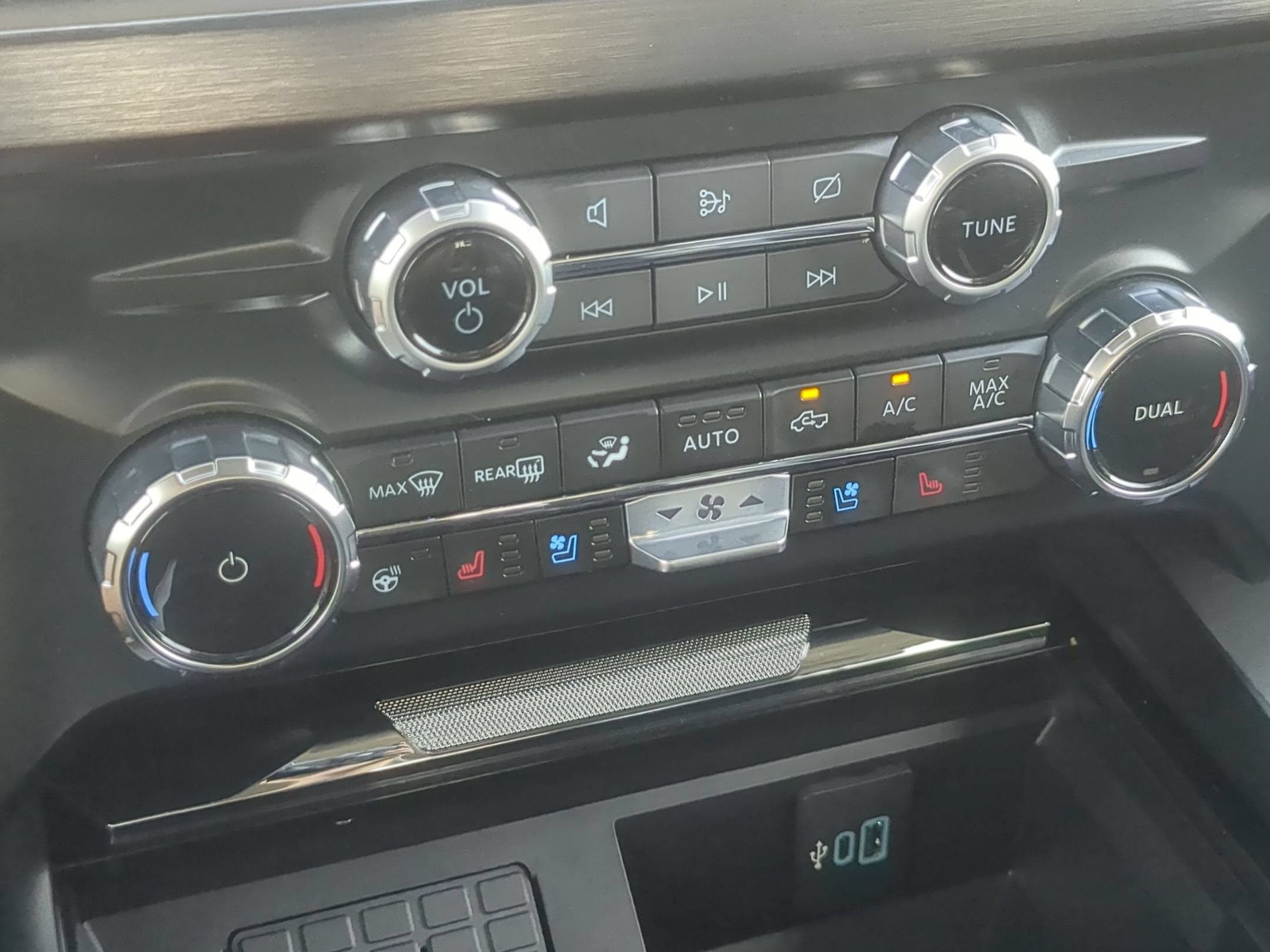 2023 Ford Super Duty F-350 SRW LARIAT