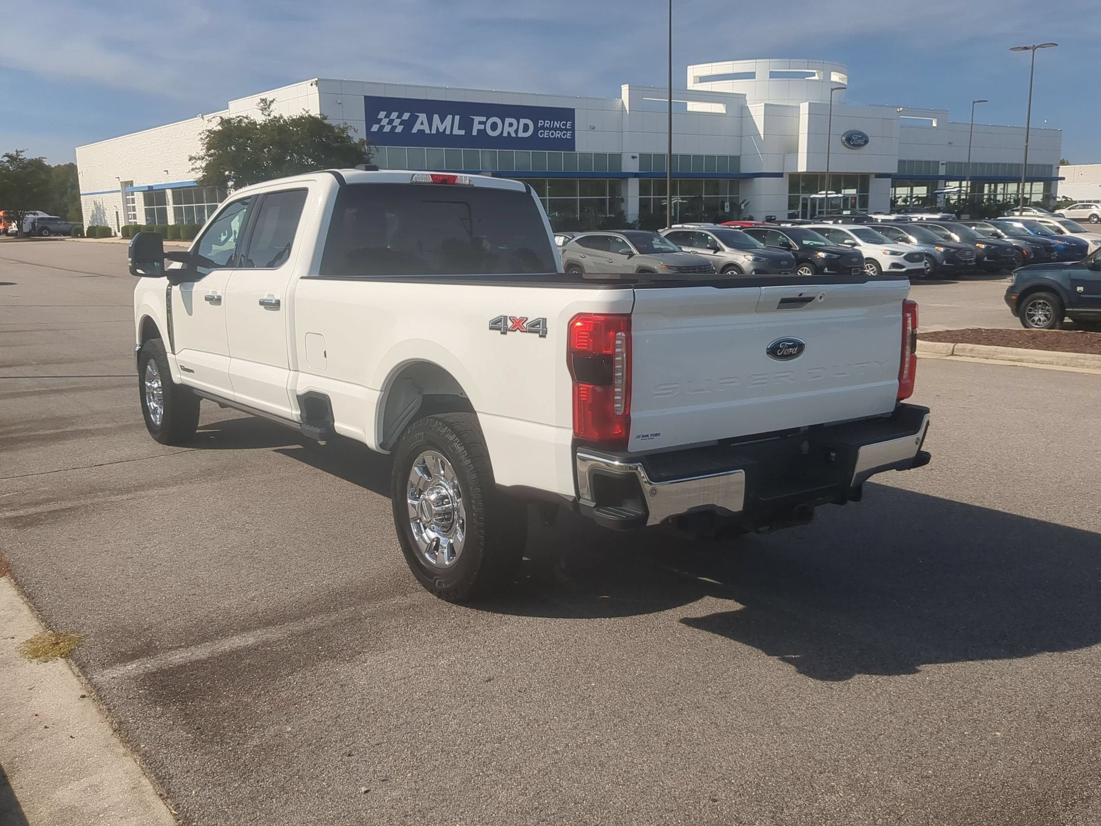 2023 Ford Super Duty F-350 SRW LARIAT