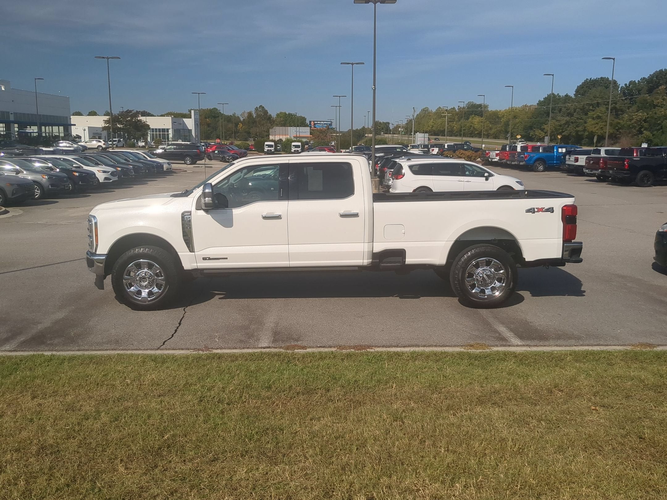 2023 Ford Super Duty F-350 SRW LARIAT