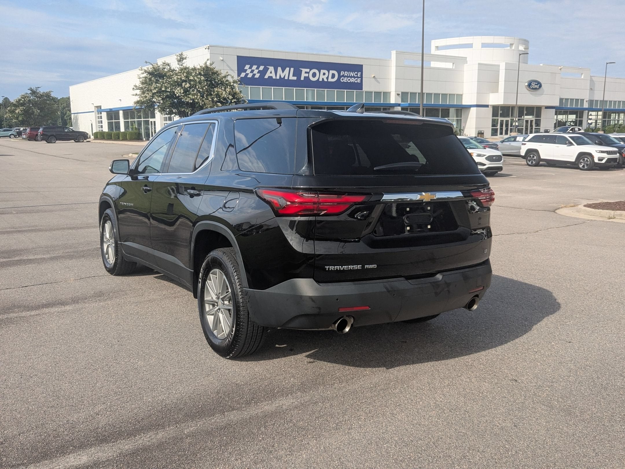 2022 Chevrolet Traverse LT Cloth