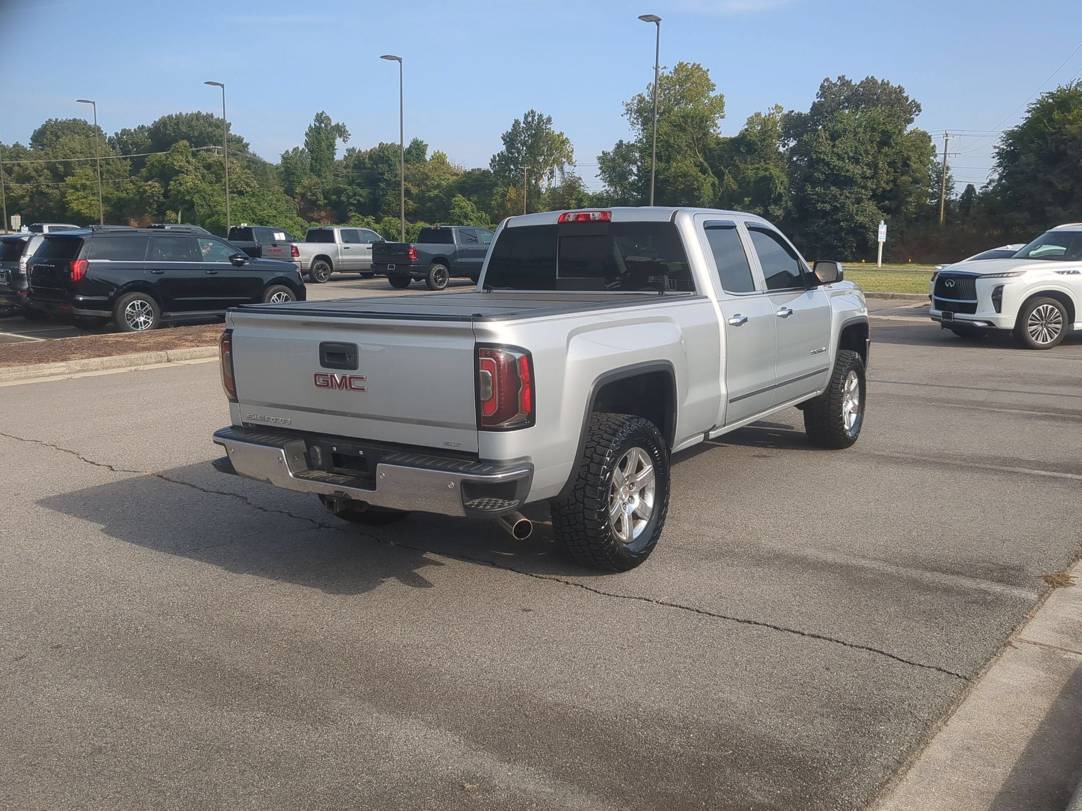 2017 GMC Sierra 1500 SLT