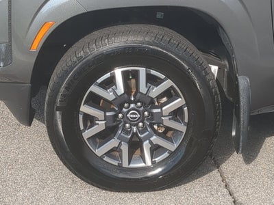 2025 Nissan Frontier SL