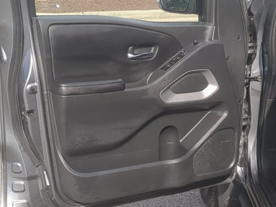 2025 Nissan Frontier SL