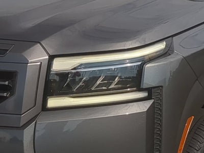 2025 Nissan Frontier SL
