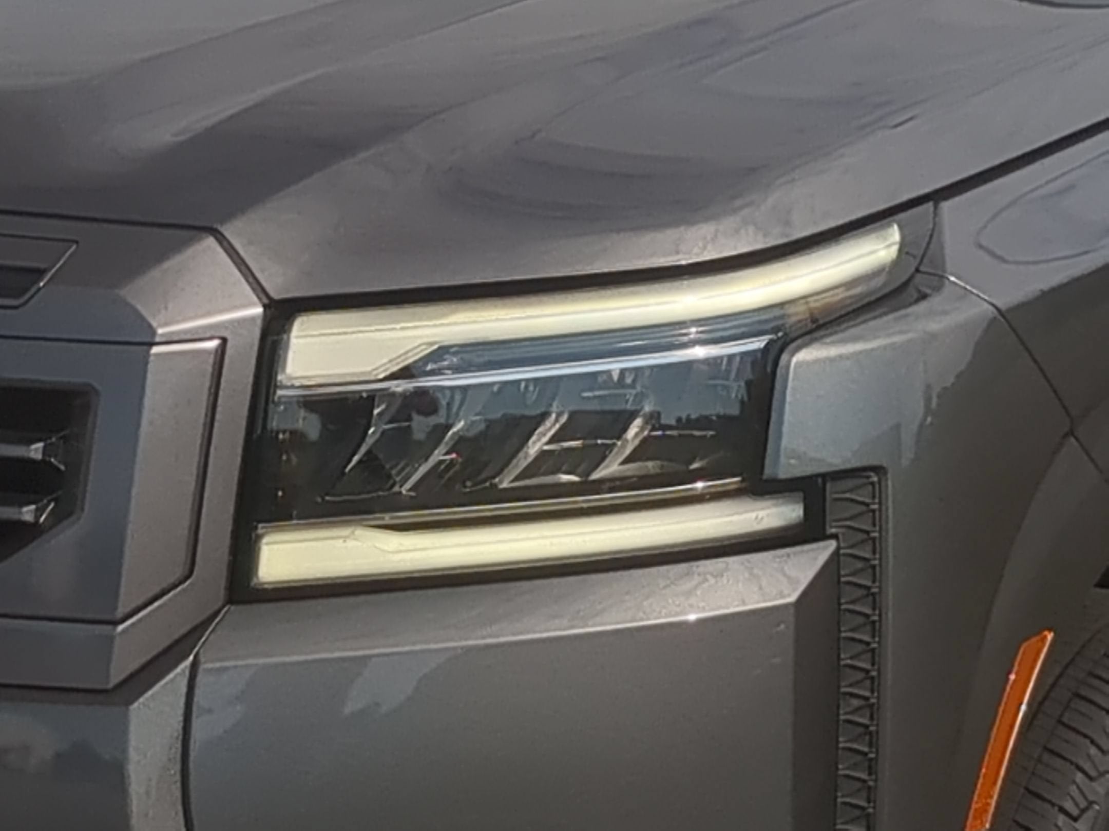 2025 Nissan Frontier SL
