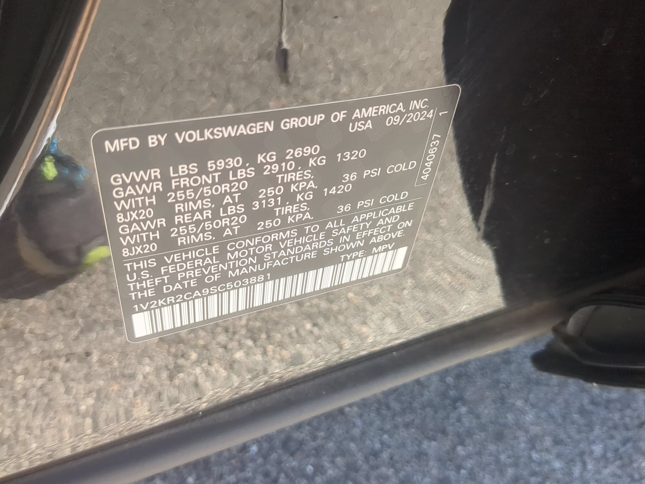 2025 Volkswagen Atlas 2.0T SE w/Technology