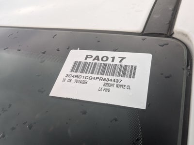 2023 Chrysler Voyager LX