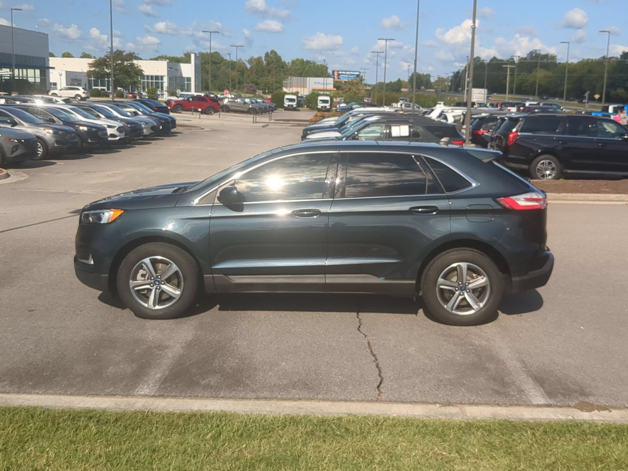 2022 Ford Edge SEL