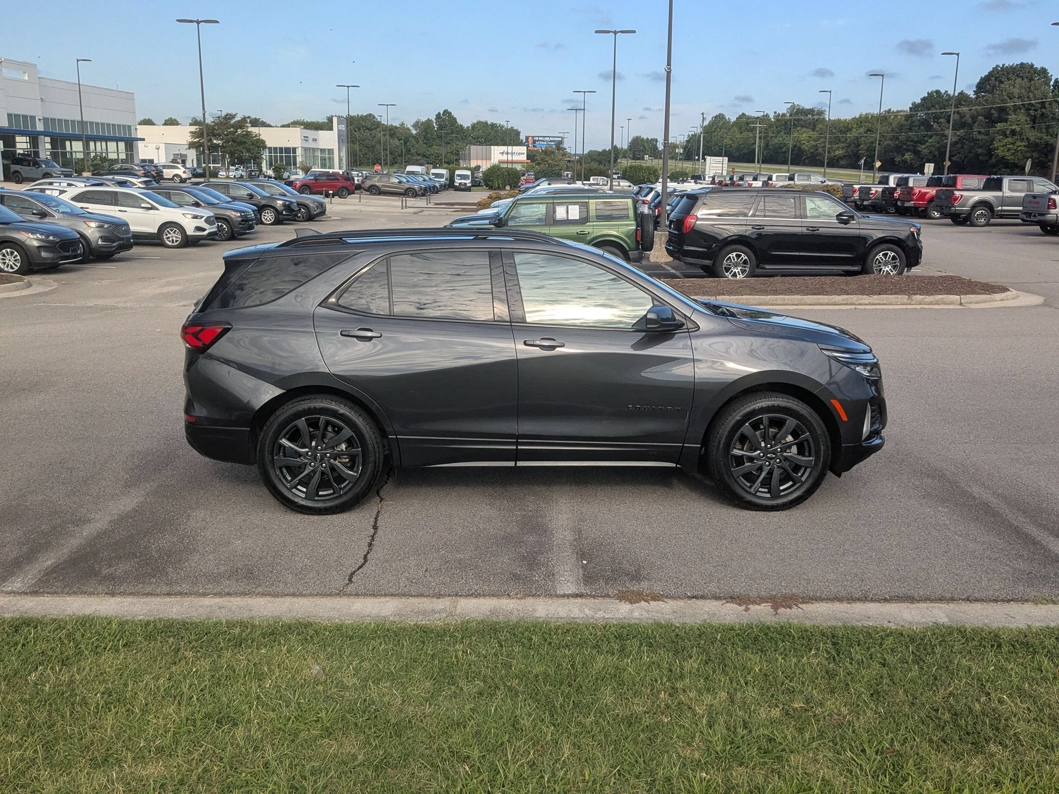 2023 Chevrolet Equinox RS