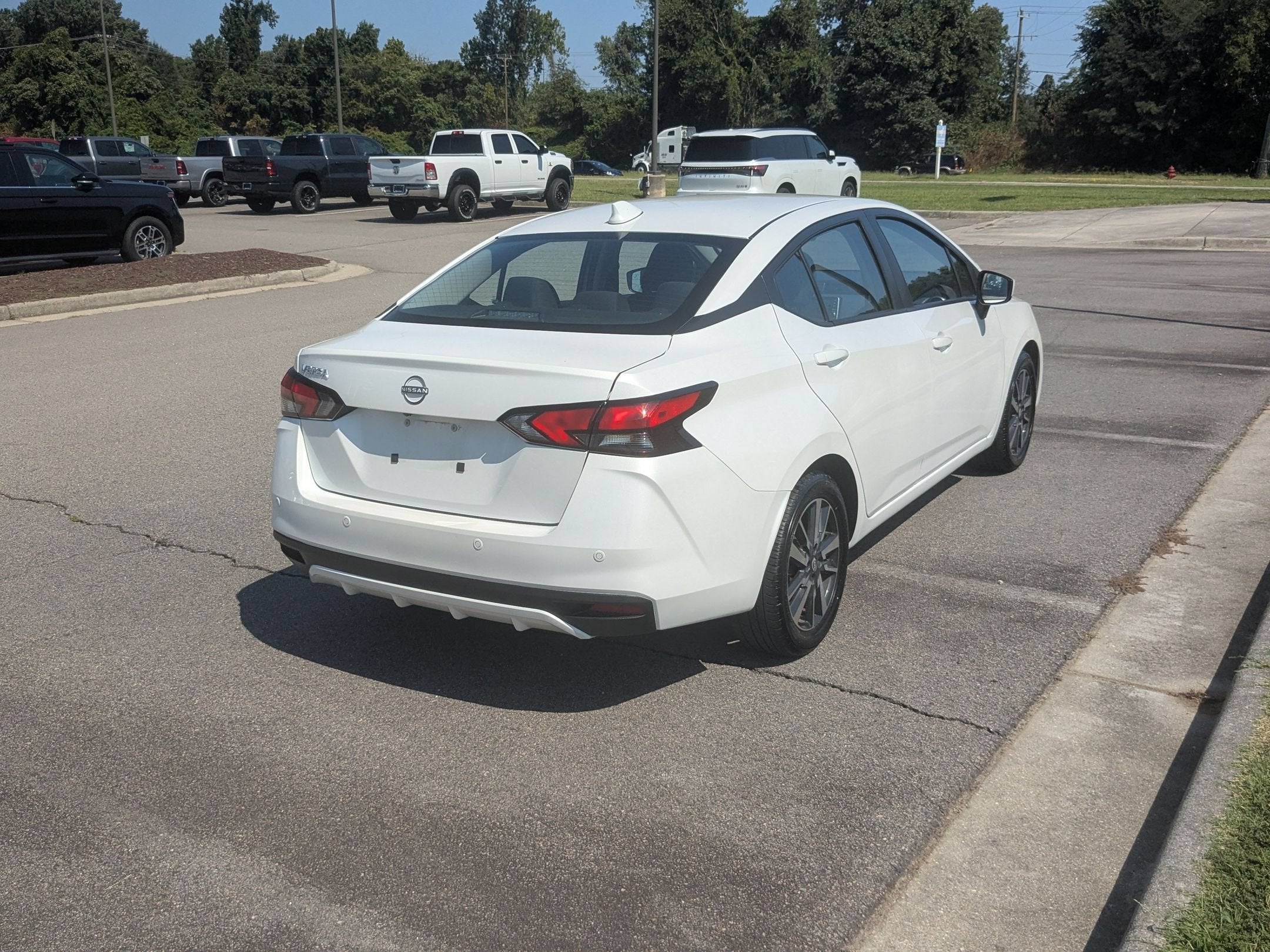 2025 Nissan Versa SV