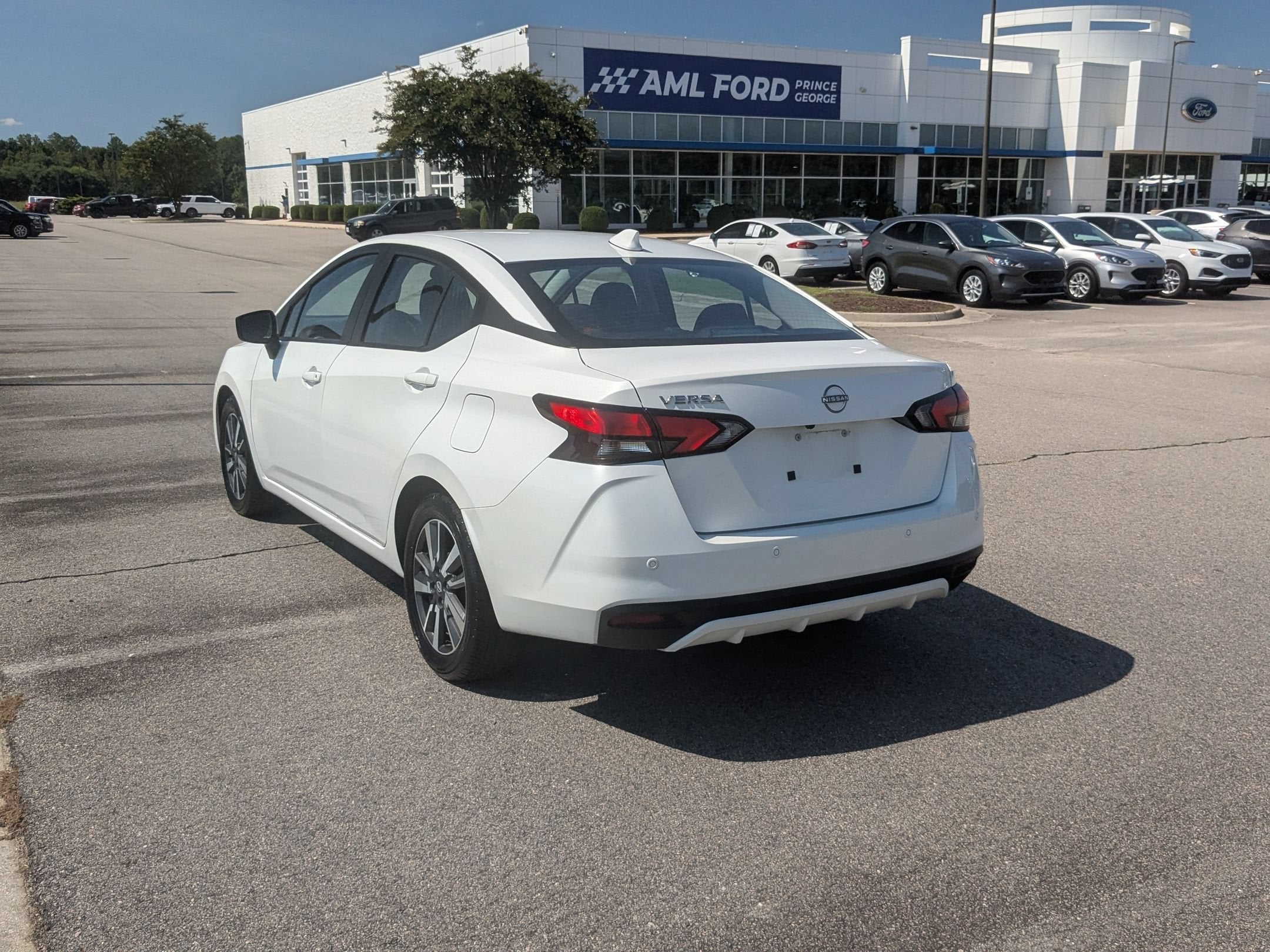 2025 Nissan Versa SV