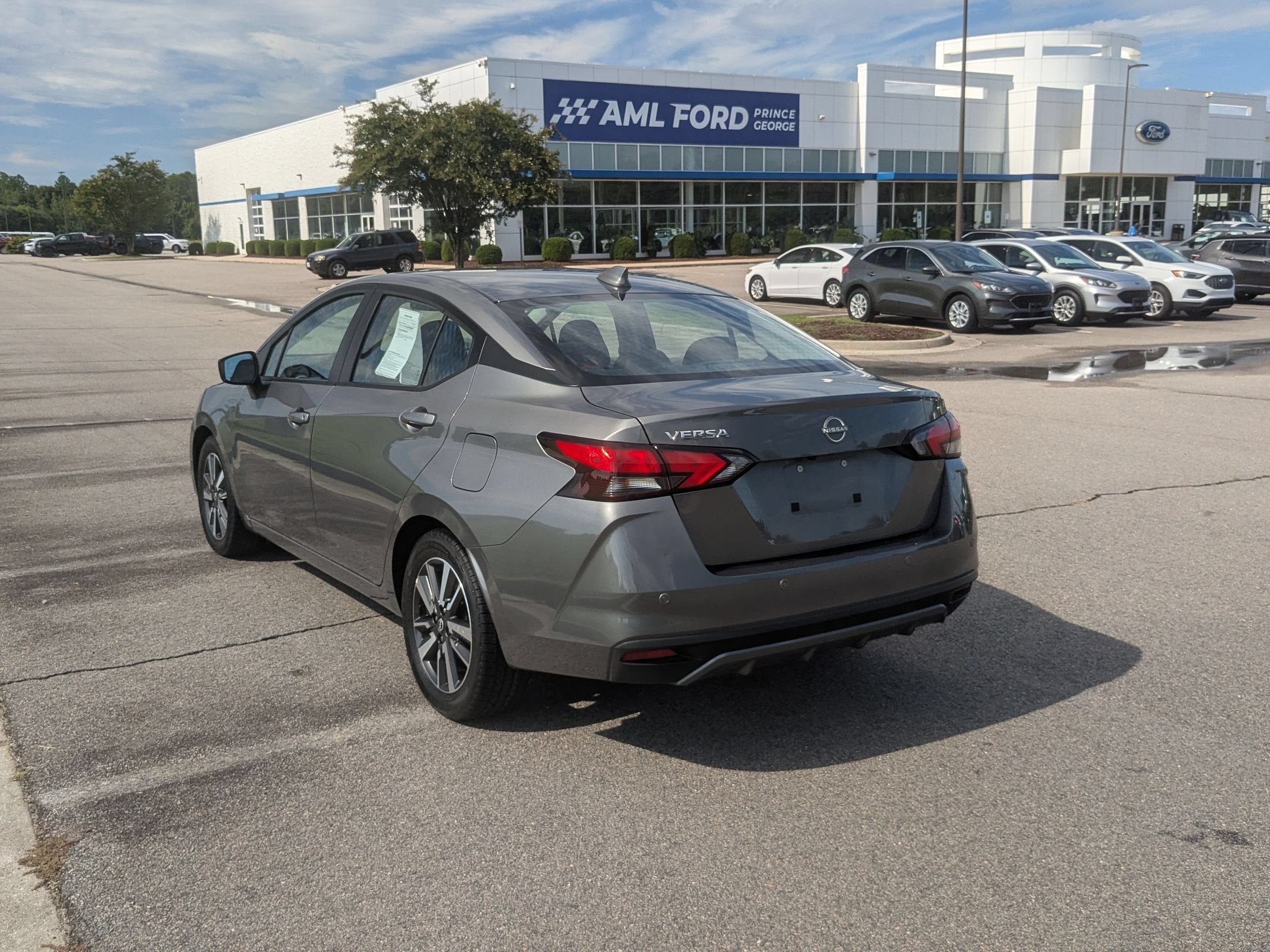 2025 Nissan Versa SV