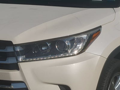 2017 Toyota Highlander Limited
