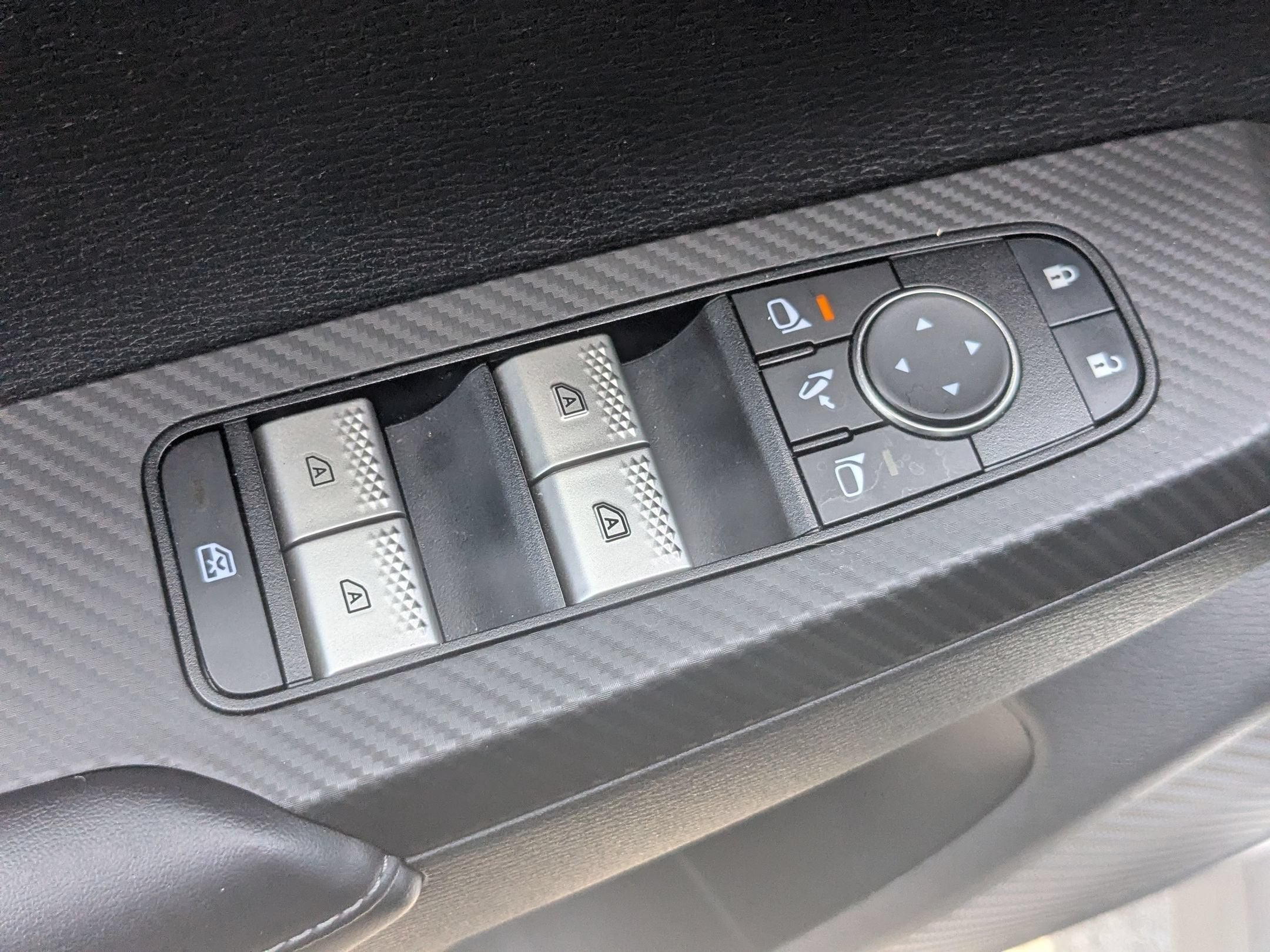 2024 Mitsubishi Outlander SE Black Edition