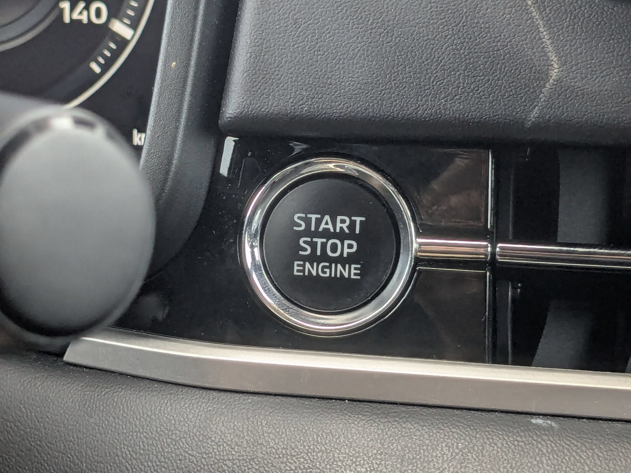 2024 Mitsubishi Outlander SE Black Edition