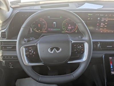 2025 INFINITI QX80 LUXE