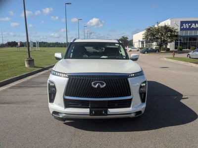2025 INFINITI QX80 LUXE