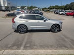 2023 Volvo XC60 Ultimate Bright Theme